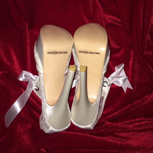WEDDING SHOES SZ.5 EXTRA PICS PARTII - Picture 3 of 4