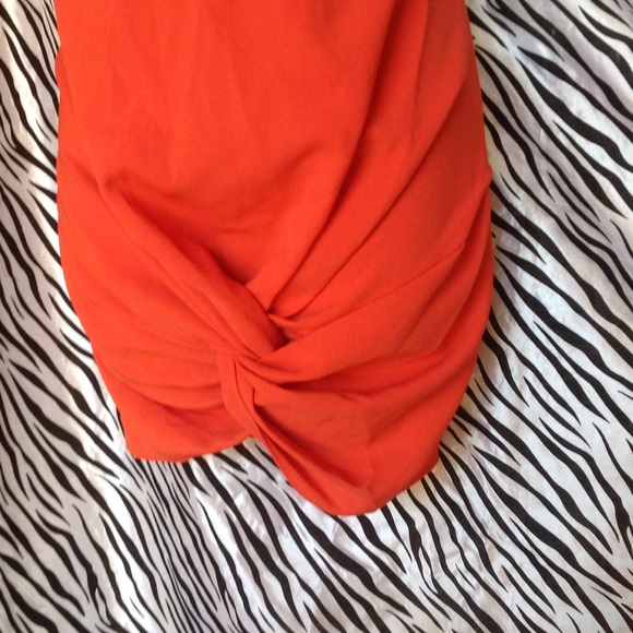 SALE🎉Peach Cocktail Dress - Picture 2 of 4