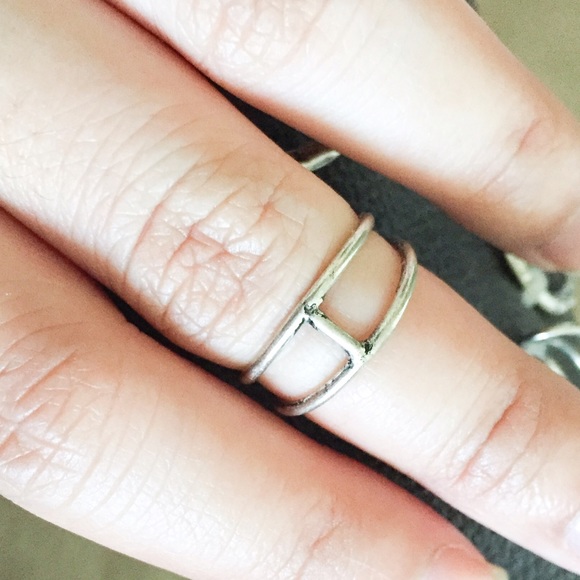 Free People Antiqued Silver Rings. - Picture 4 of 4