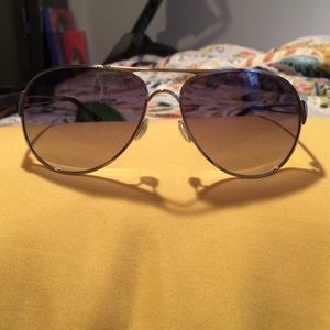 Oakley aviator sunglasses