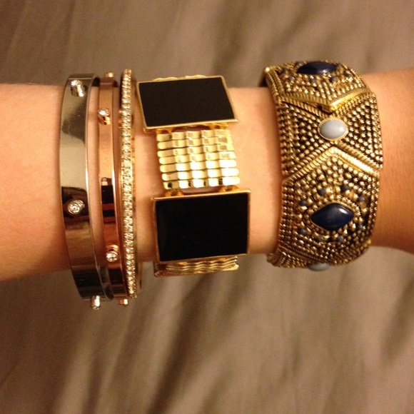 NWT! GORGEOUS BRACELET BUNDLE!