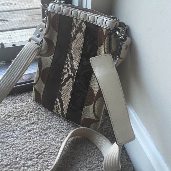 Coach shoulder bag