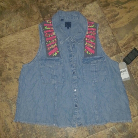New Guess Denim Tribal PRINT Top LG