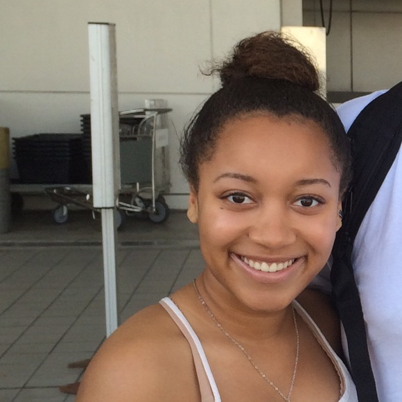 Meet your Posher, Brianna