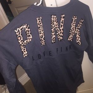 BNWT Vs Cheetah Crewneck