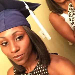 Meet your Posher, Kelli