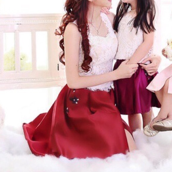 NWOT Maroon Skirt - Picture 3 of 4