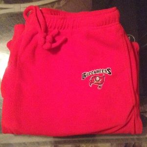 Red Tampa bay Buccaneers sweatpants