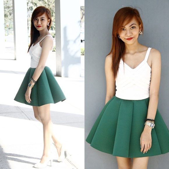 Same skirt but in peach, new with tag on small!