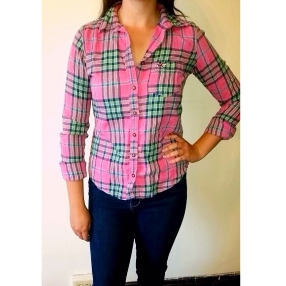 Pink plaid flannel button up shirt
