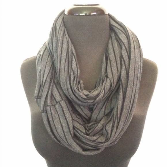 all blue under armour cleats