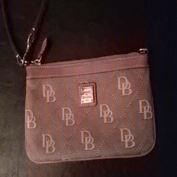 All kinds of wristlets - Picture 1 of 4