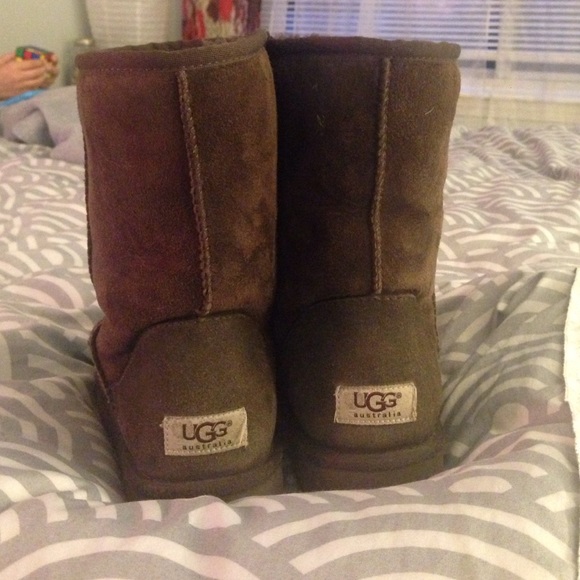 Brown short UGG boots