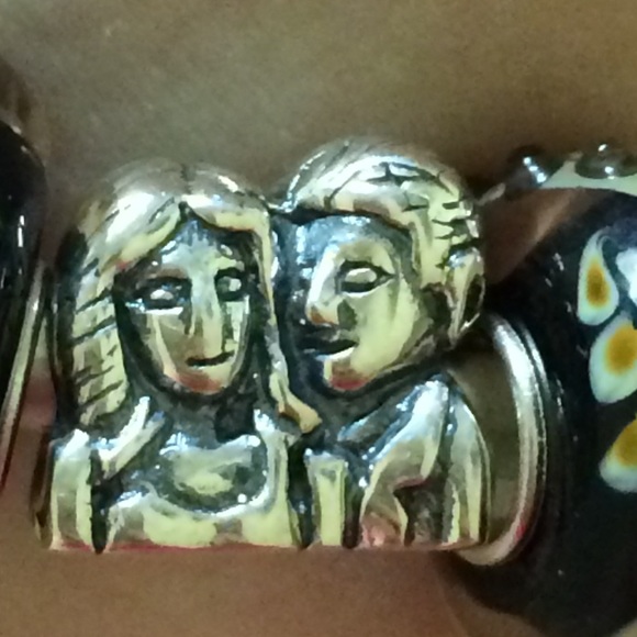 Sterling Silver loving couple charm