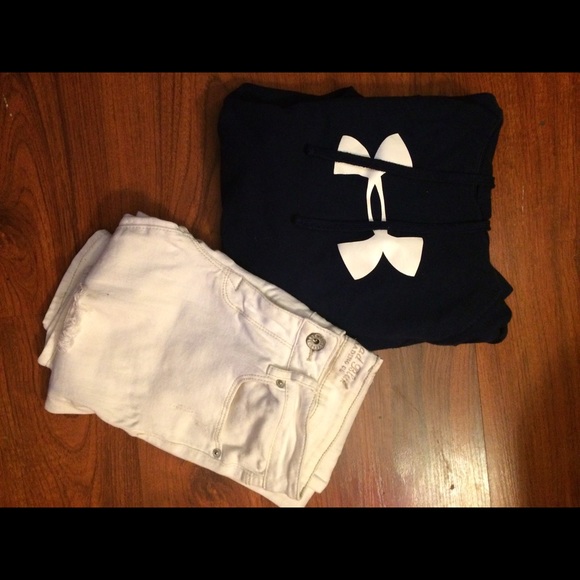 Selling together jeans and hoodie!