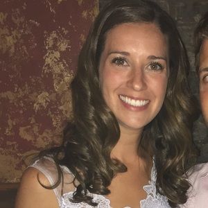 Meet your Posher, Suzanne