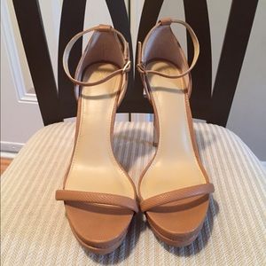 VS Tan Pumps Sz 10