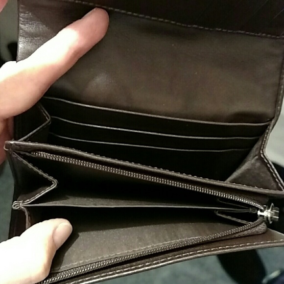 Authentic Coach Wallet - Picture 4 of 4