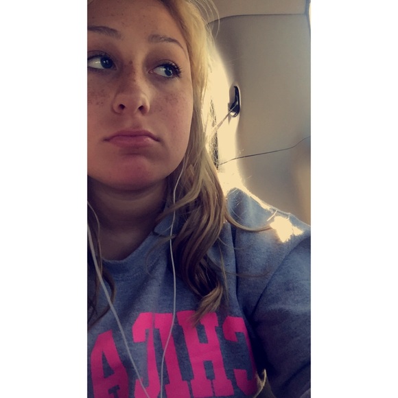 Meet your Posher😊 - Picture 1 of 4