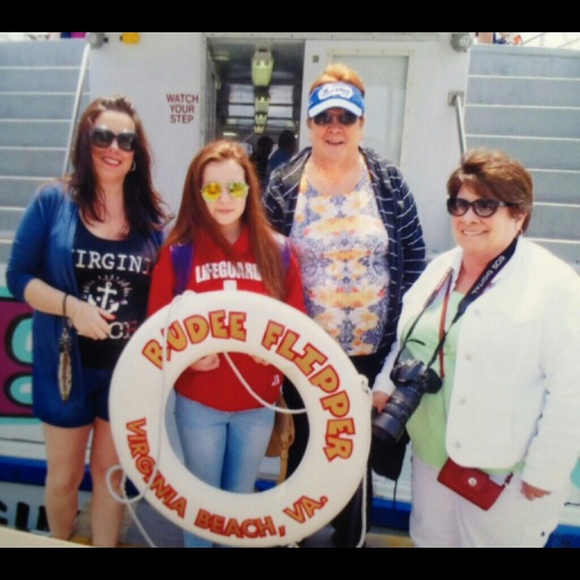 Meet your Posher, Theresa - Picture 1 of 1