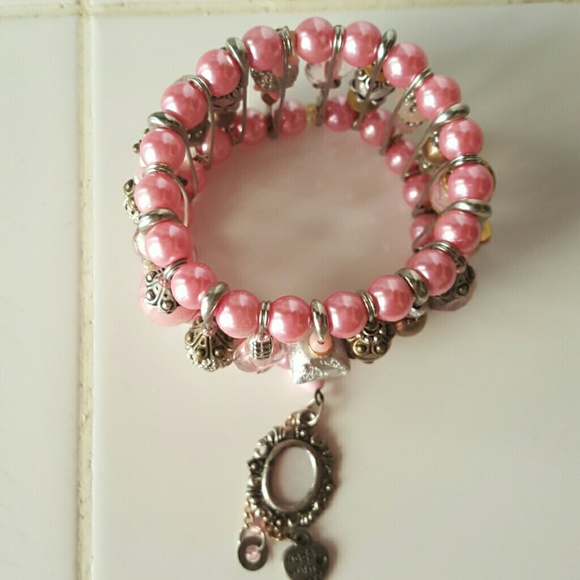 Hand made saftypin bracelet