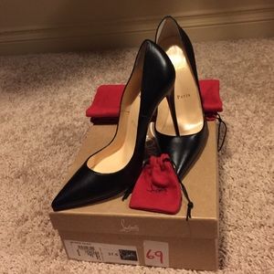 BNIB 'So Kate' Christian Louboutins