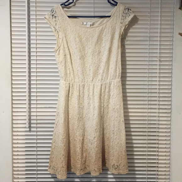 Lace dress