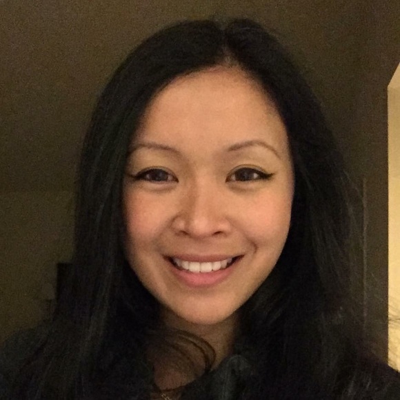 Meet your Posher, Ria - Picture 2 of 2