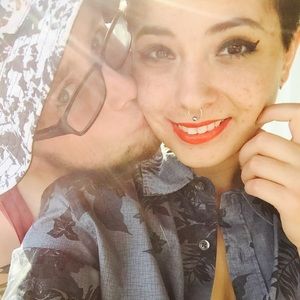 Meet your Posher, Mae