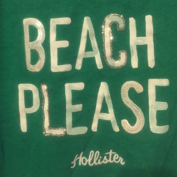 NWOT "Beach Please" Hollister Sweatshirt. - Picture 2 of 3