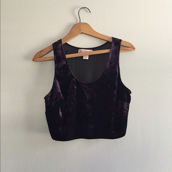 UO crop top