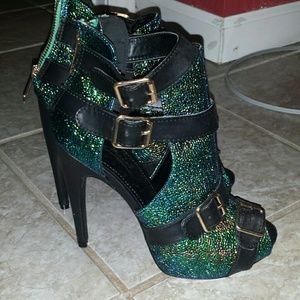 Brand new heels
