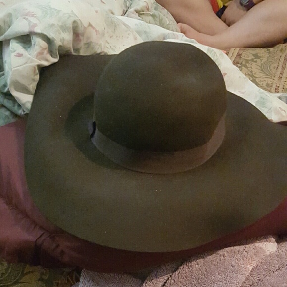 Sun hat - Picture 3 of 3