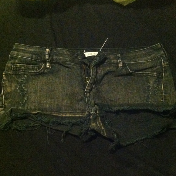 Bullhead black shorts