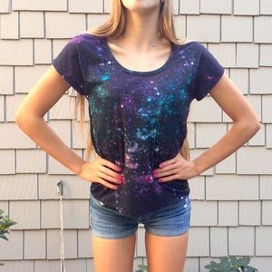 ❣LAST CHANCE❣Galaxy Tee