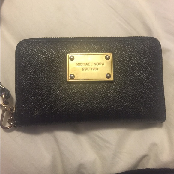 michael kors cell phone wallet