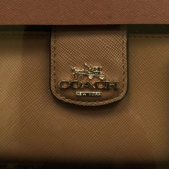 Coach Handbags - ⚡⚡️⚡️COACH FLASH SALE UNTIL 10PM TONIGHT⚡️⚡️⚡️