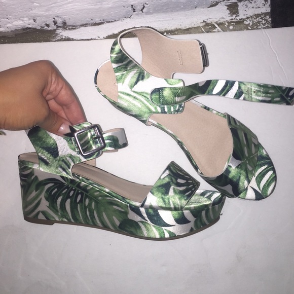 Topshop Shoes - Top shop platform silk leaf wedges 39