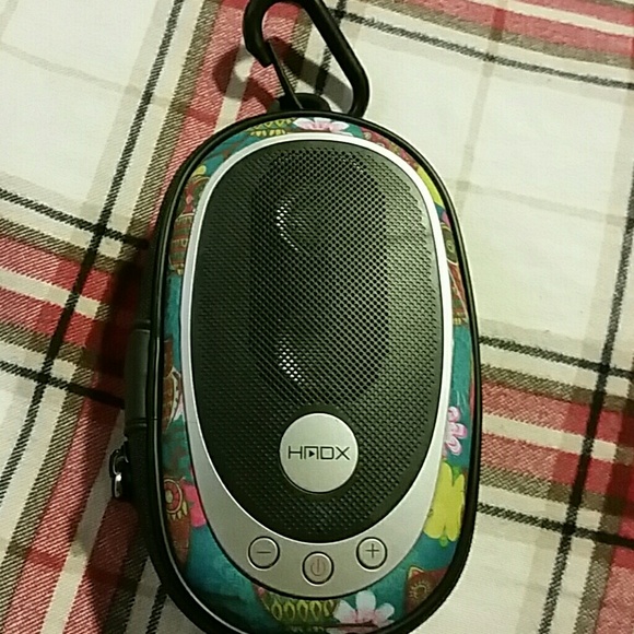 Small awesome speaker