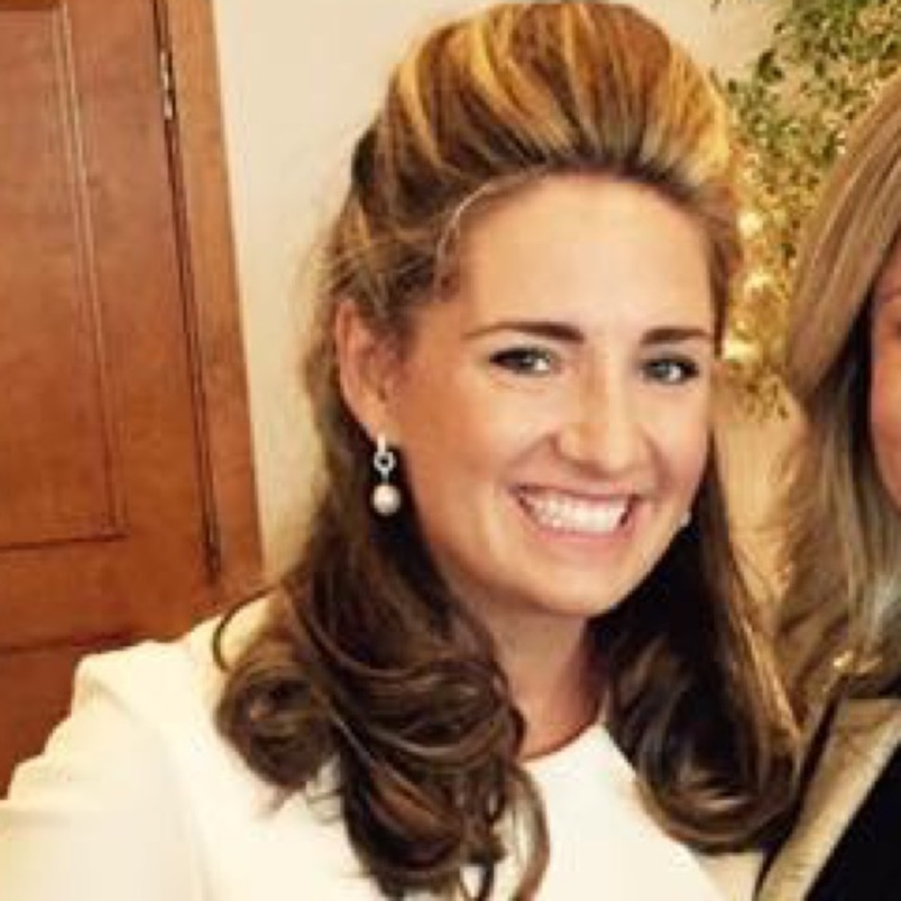 Meet your Posher, Elizabeth