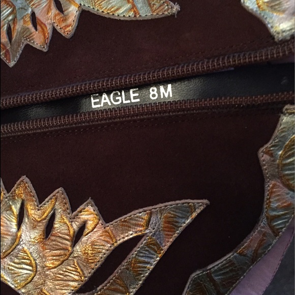 ⭐️Brown & Gold boots!⭐️ - Picture 4 of 7