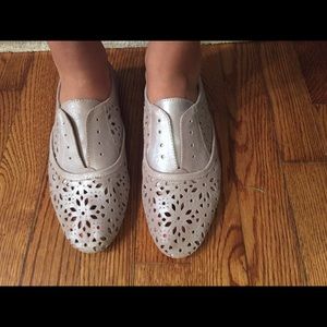 Anthropologie lasercut Oxford