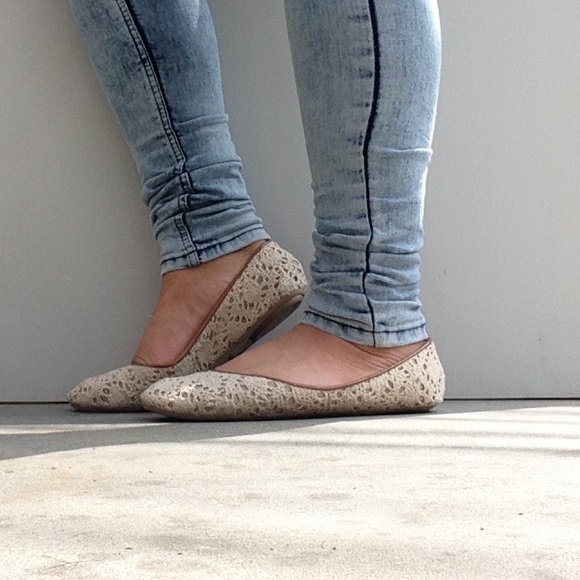 Madden Girl Flats