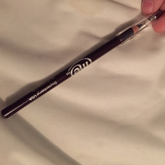 Boysenberry Eye liner