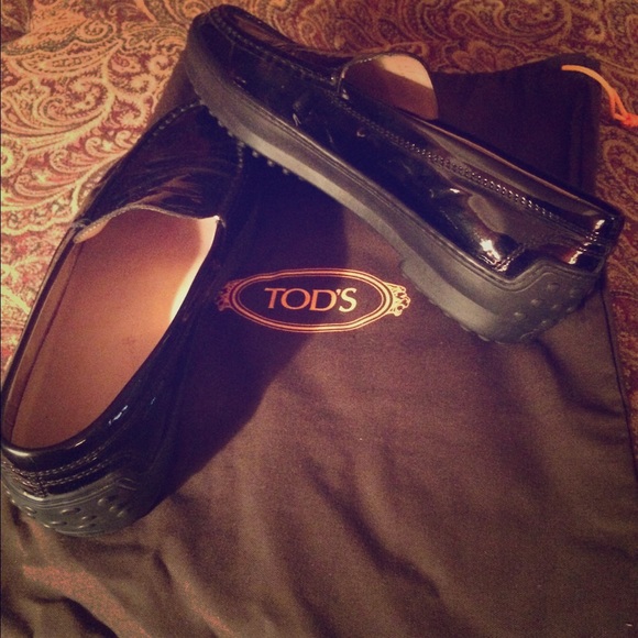 Black Patent Leather Tods Loafers