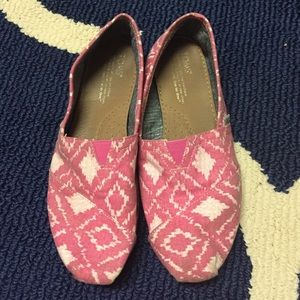 Pink Aztec TOMS
