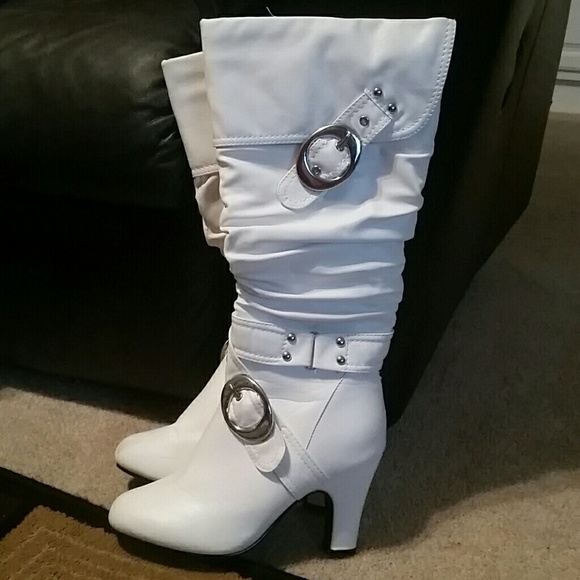 ❌ SOLD  ❌  Super cute Top Moda boots size 8 - Picture 1 of 2