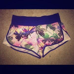 Hawaiian shorts