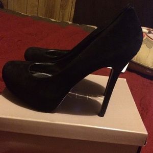 Bakers pumps