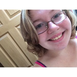 Meet your Posher, Cassandra